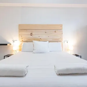 Albergue Easy Sants By Bossh! (adults Only), Barcelona